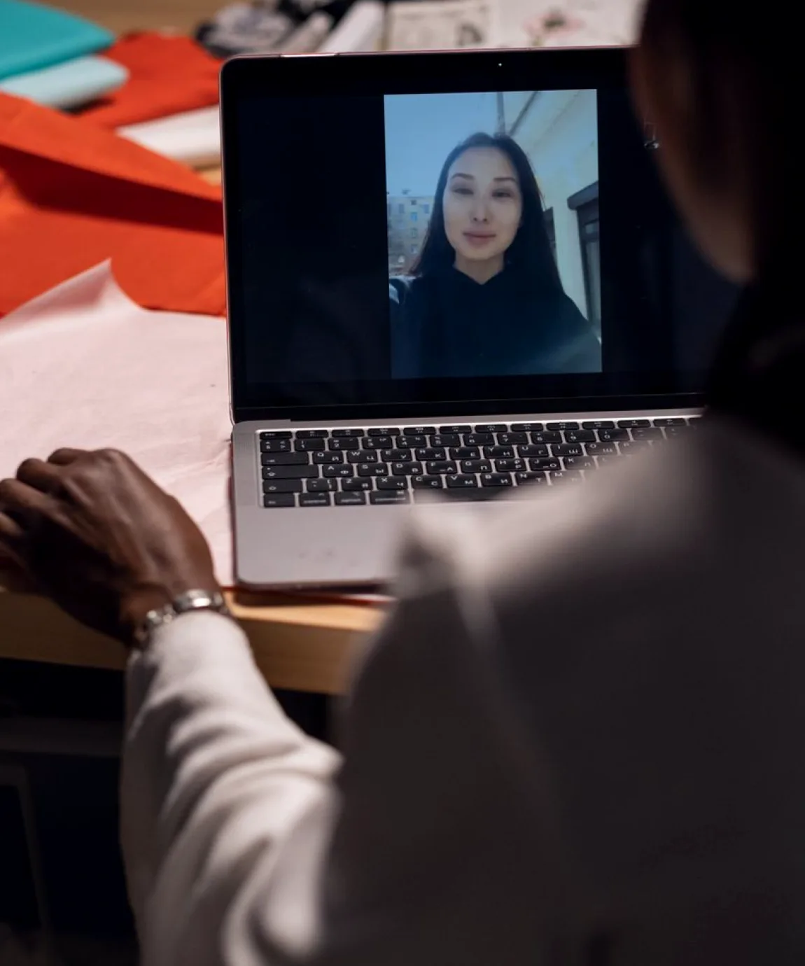 Ce que signifie vraiment « partager son écran » pendant un appel vidéo